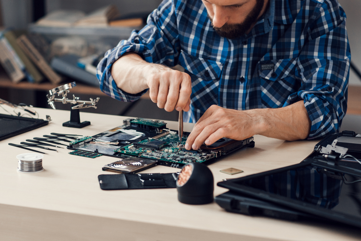 Computer Repair performed on-site at Networks NY.